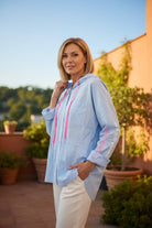 bequeme hemdbluse oversized hellblau